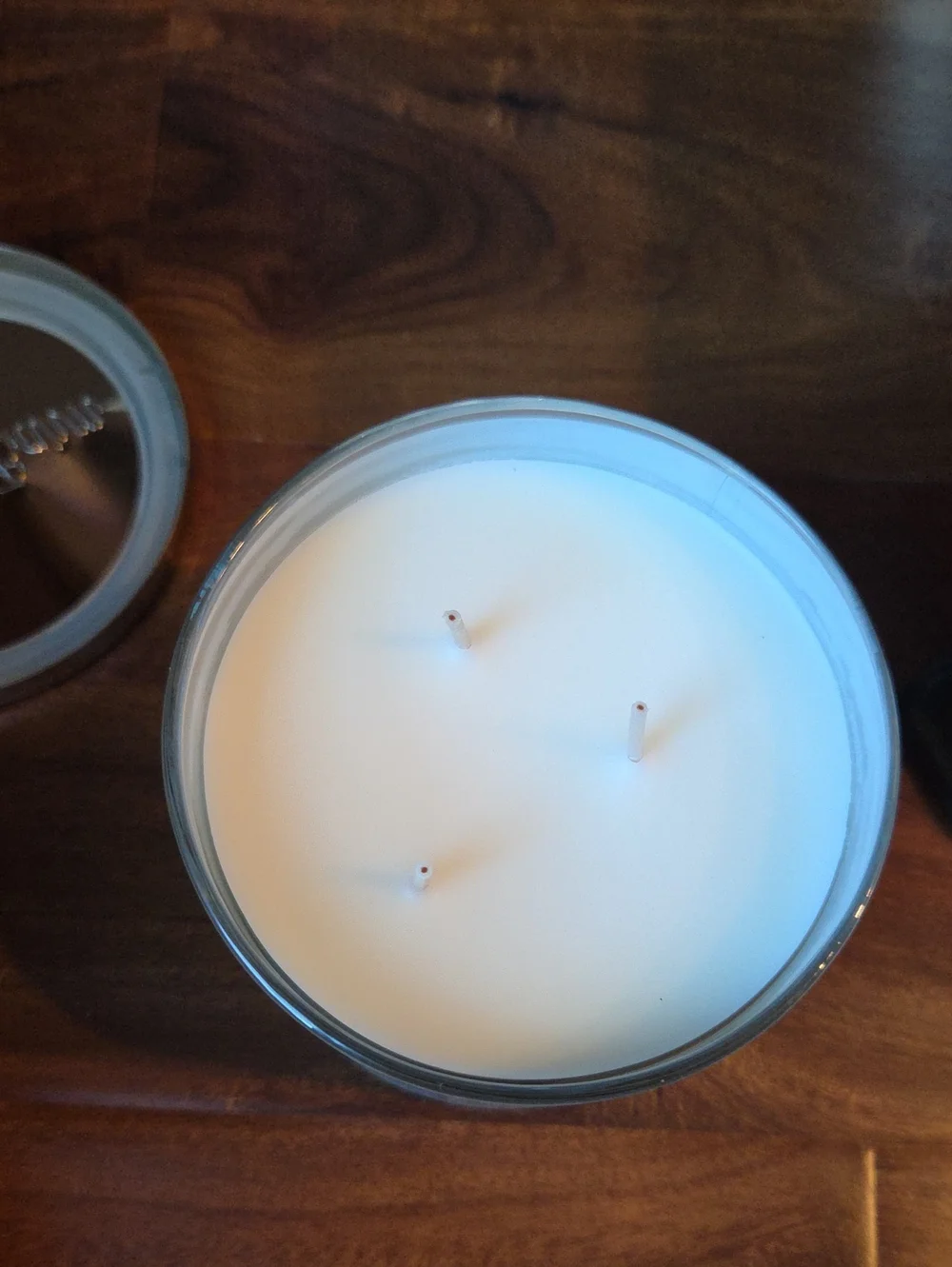 TURQUOISE WATERS 3 Wick Candle Bath And Body Works - Picture 2 of 5